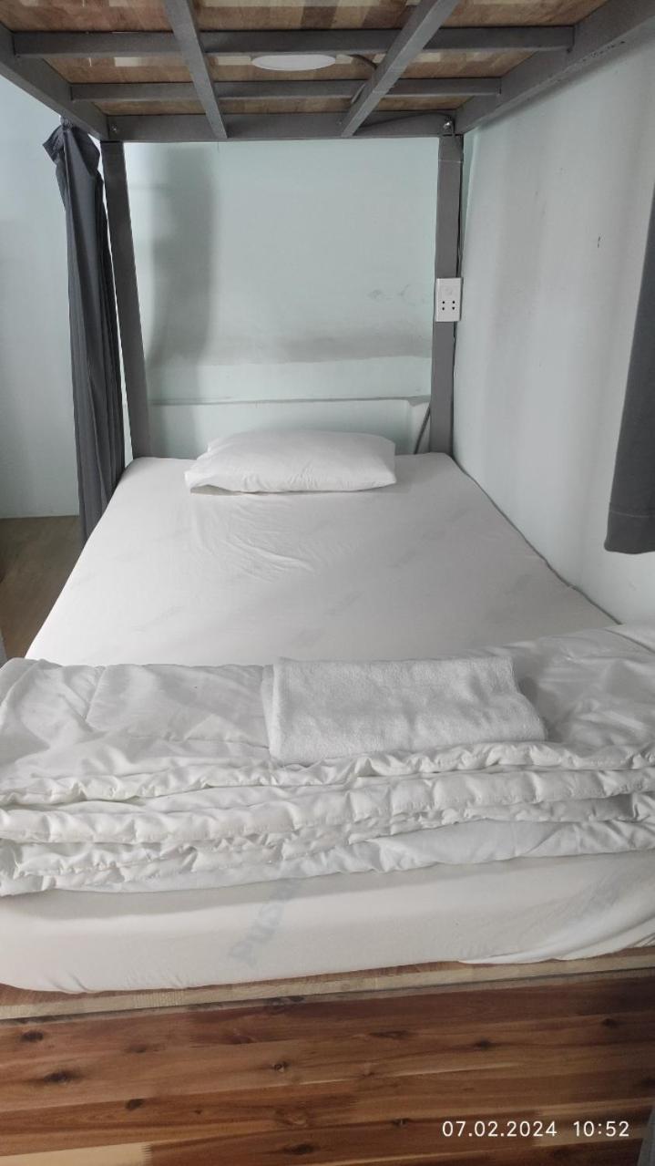 הו צ'י מין סיטי Kim Hostel מראה חיצוני תמונה